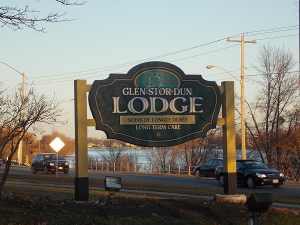 Glen Stor Dun Lodge Sign